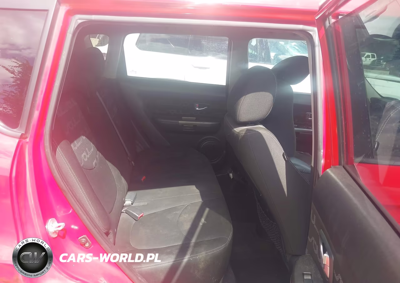 2012 Kia Soul + VIN:KNDJT2A6XC7450440 - 8