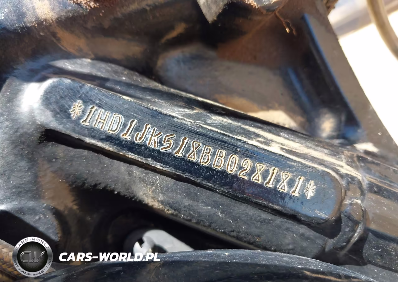 2011 Harley-Davidson Fxcwc VIN:1HD1JK518BB028181 - 10