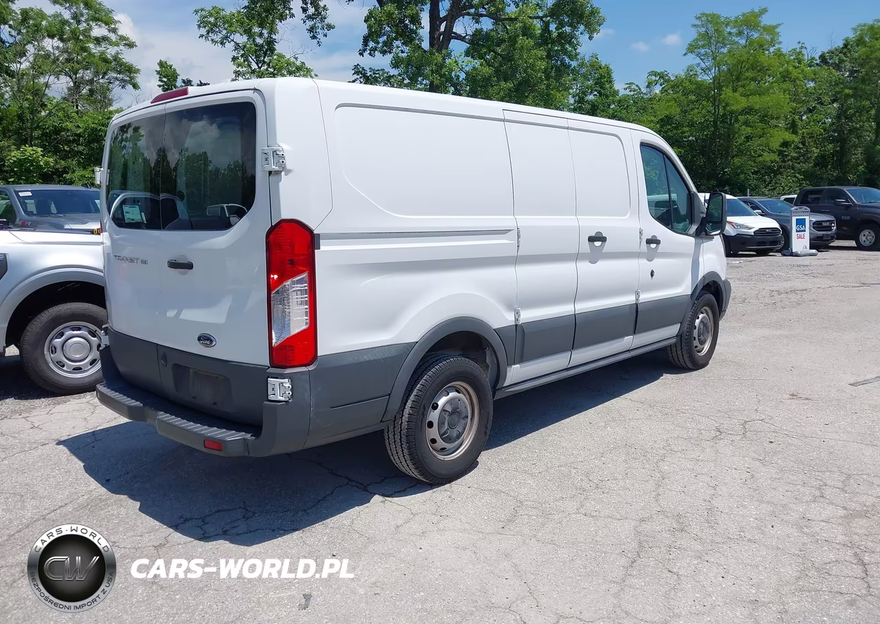 2018 Ford Transit-150 VIN:1FTYE1ZM4JKB31213 - 4