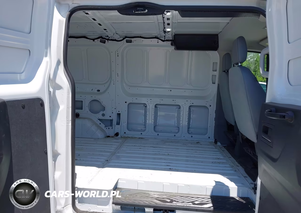 2018 Ford Transit-150 VIN:1FTYE1ZM4JKB31213 - 8