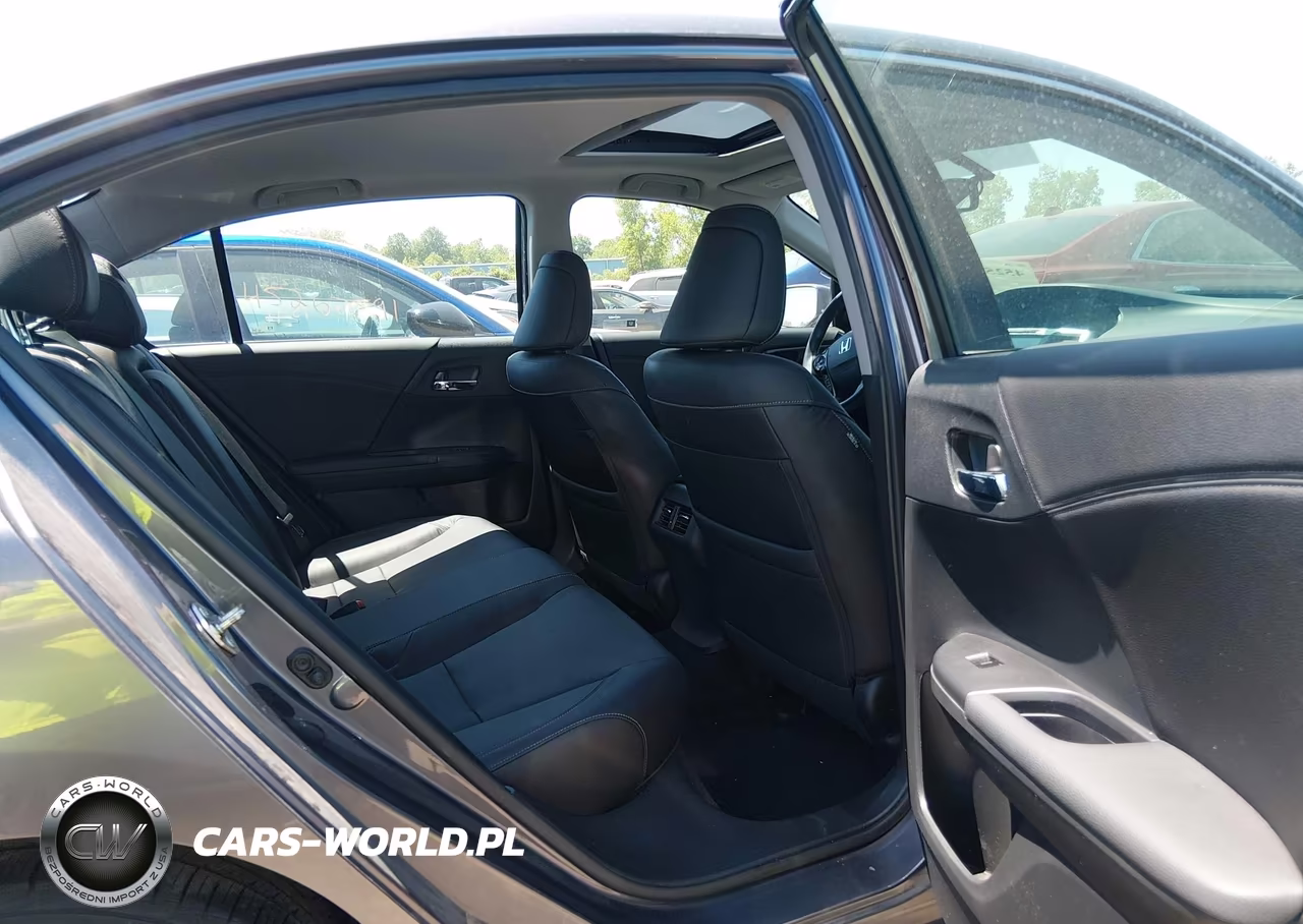 2017 Honda Accord Ex-L VIN:1HGCR2F8XHA131505 - 8