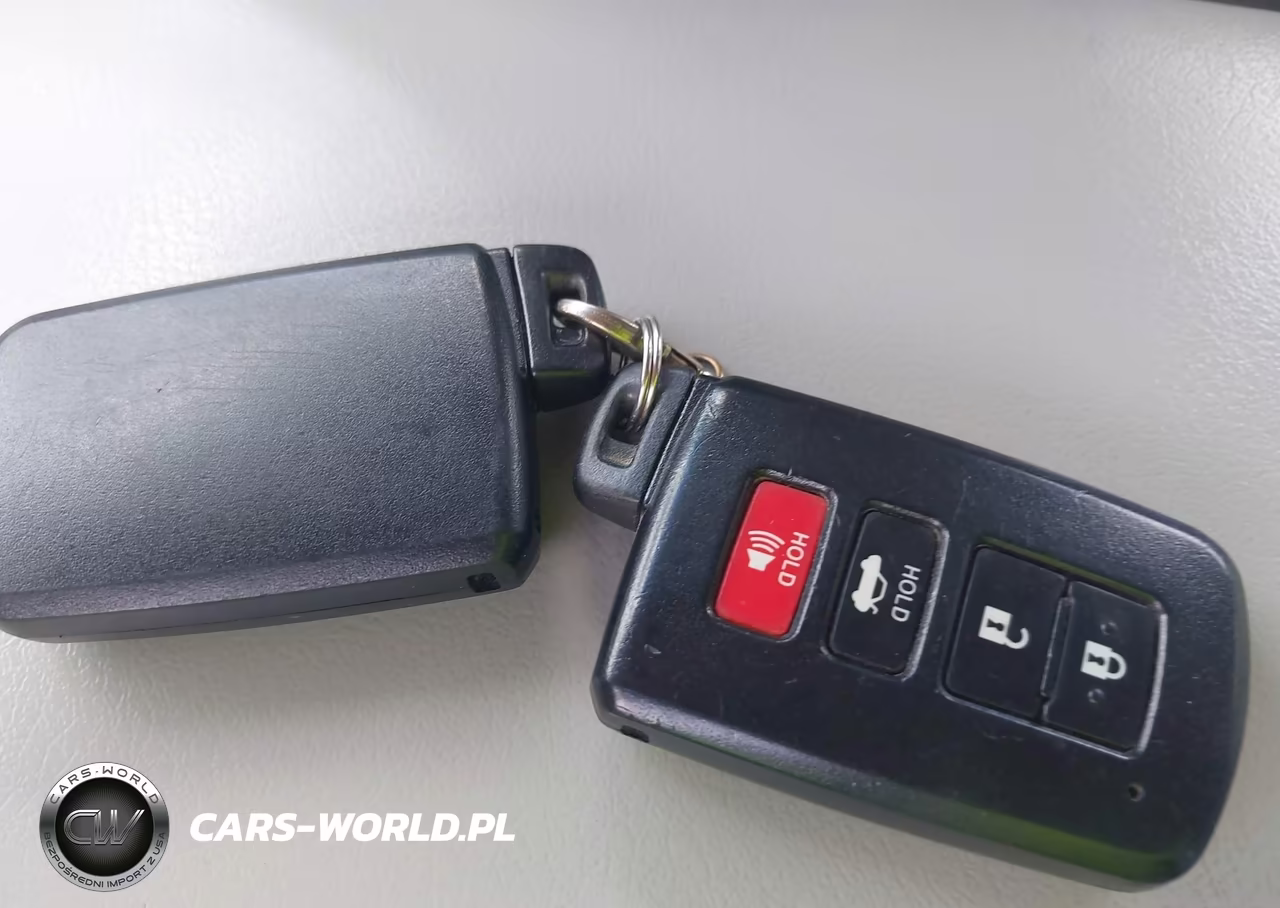 2013 Toyota Camry Hybrid Le VIN:4T1BD1FK0DU091230 - 11