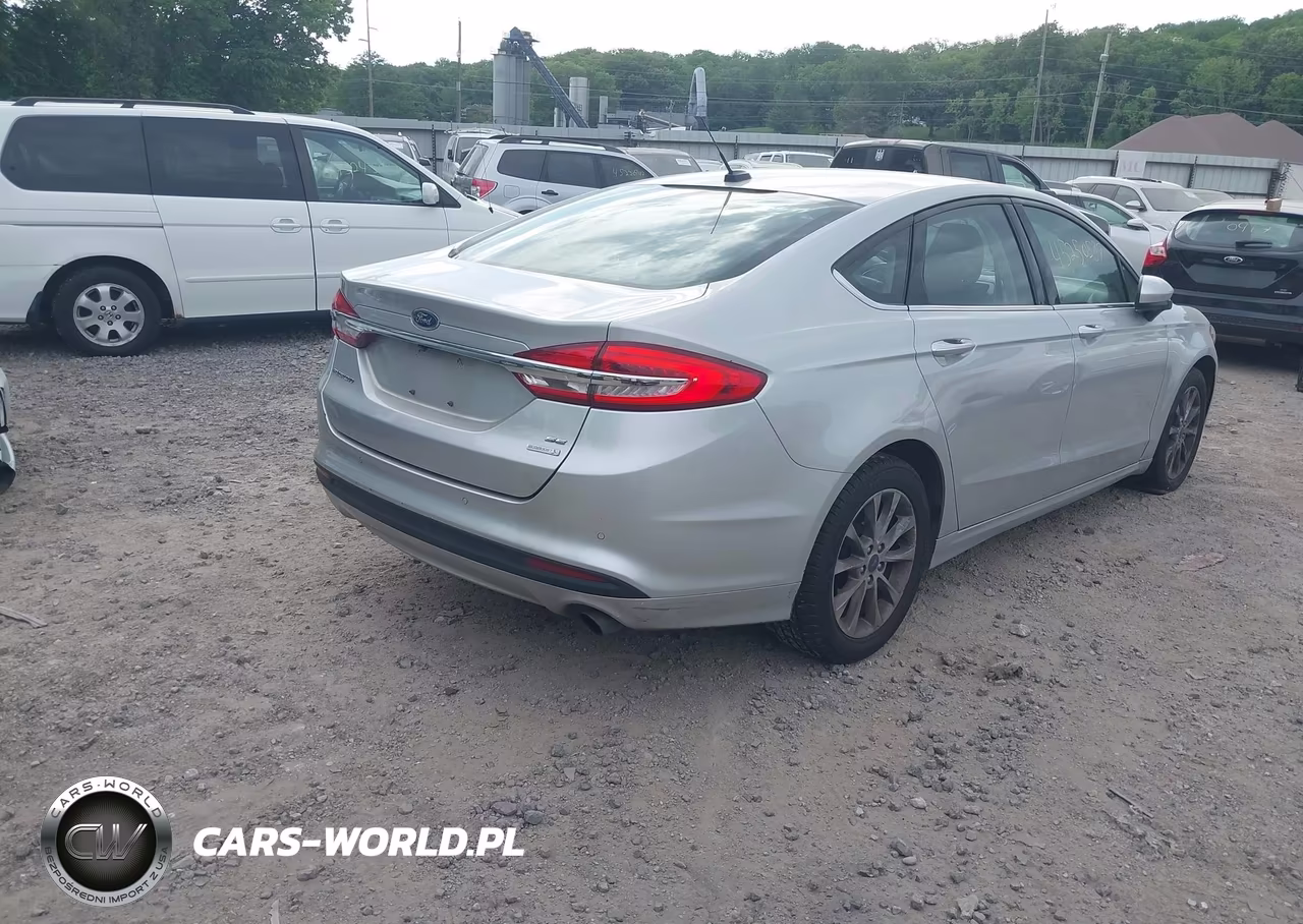 2017 Ford Fusion Se VIN:3FA6P0HD3HR364556 - 4