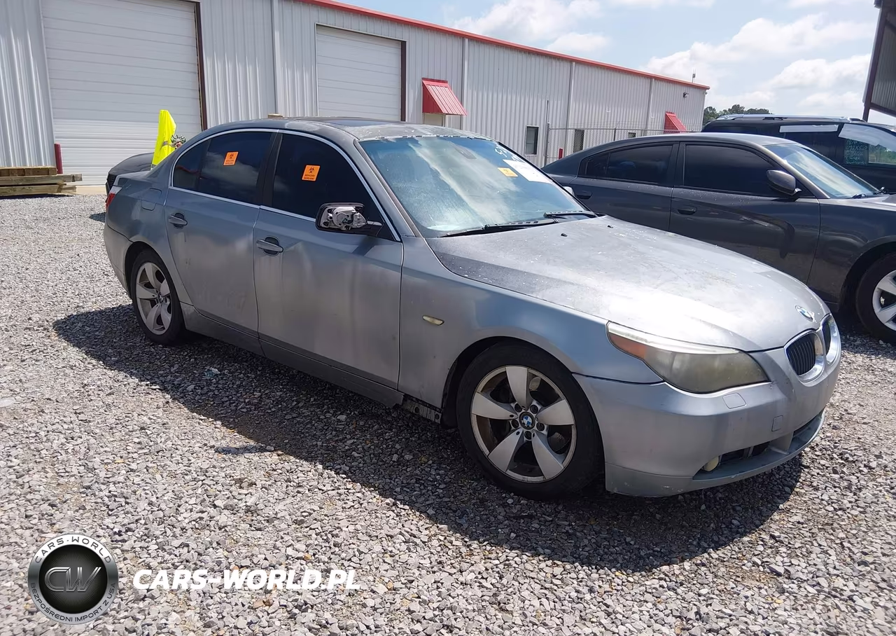 2005 BMW 525I