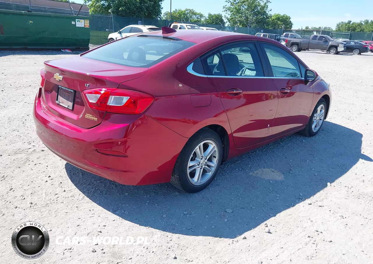 2017 Chevrolet Cruze Lt Auto VIN:1G1BE5SM1H7218497 - 4