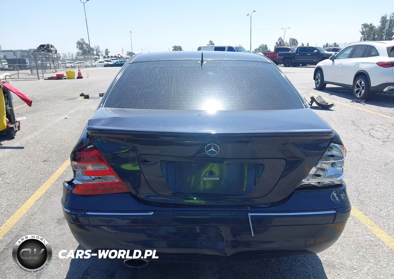 2006 Mercedes-Benz C-Class Sport VIN:WDBRF52H16F742403 - 16