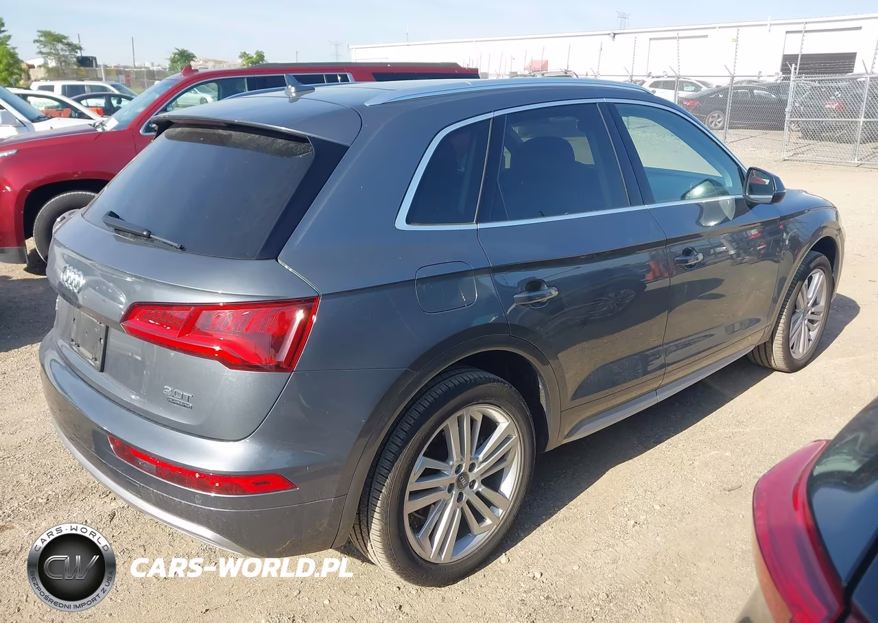 2018 Audi Q5 2.0T Premium-2.0T Tech Premium VIN:WA1BNAFY8J2038749 - 4