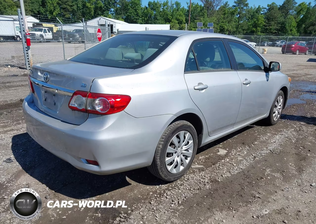 2012 Toyota Corolla Le VIN:2T1BU4EE4CC811965 - 4