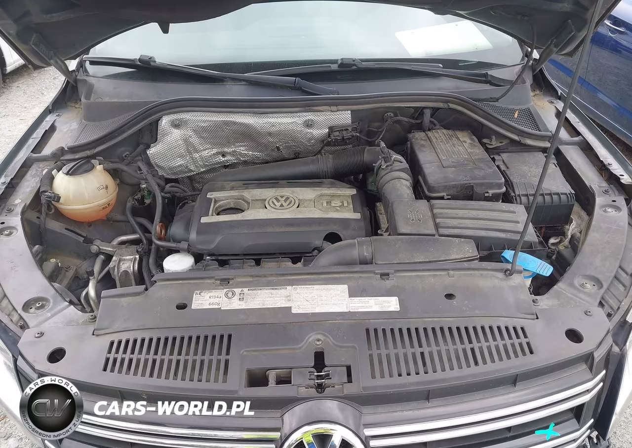 2012 Volkswagen Tiguan S VIN:WVGAV7AX3CW605914 - 10