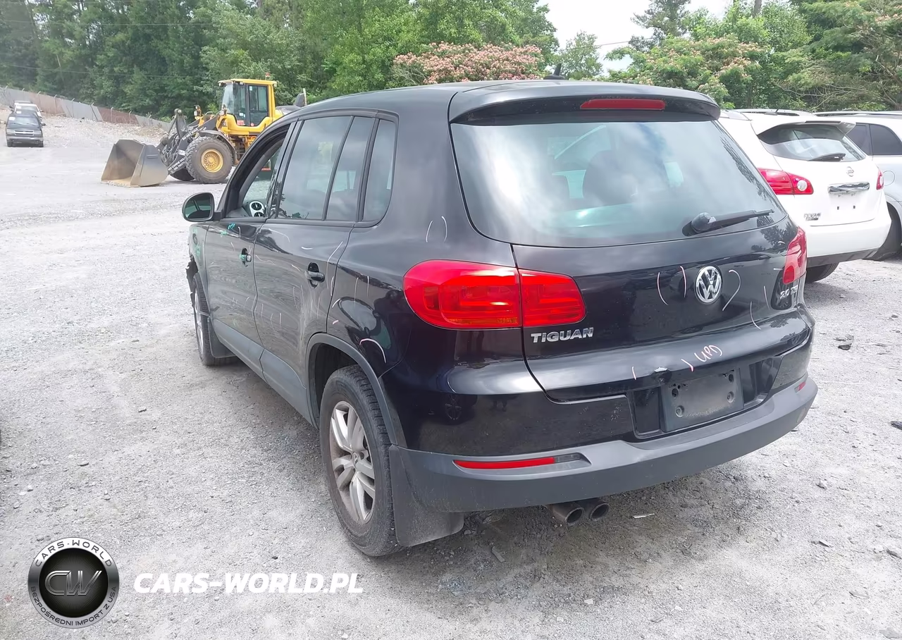 2012 Volkswagen Tiguan S VIN:WVGAV7AX3CW605914 - 3