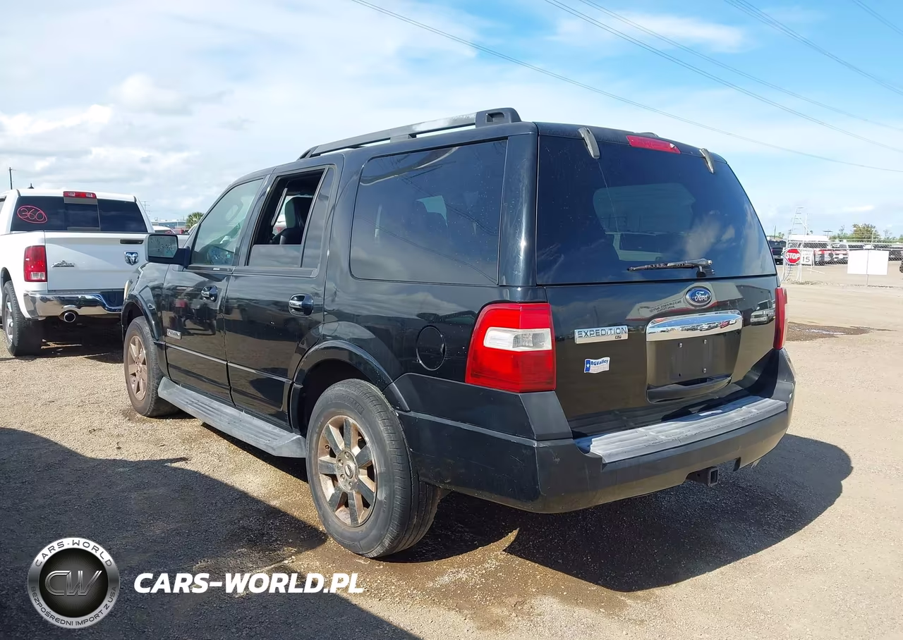 2008 Ford Expedition Xlt VIN:1FMFU155X8LA68630 - 3