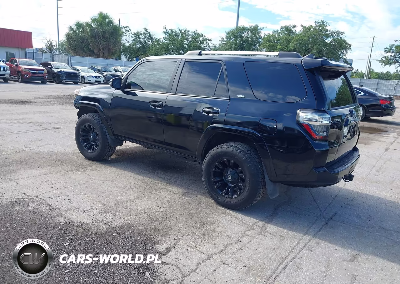 2020 Toyota 4Runner Sr5 VIN:JTEZU5JR9L5222156 - 3