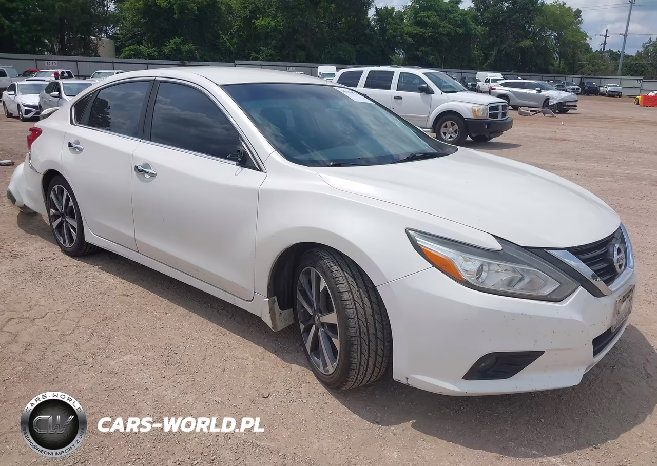 2016 Nissan Altima 2.5 Sr – zdjęcie 1 z 13