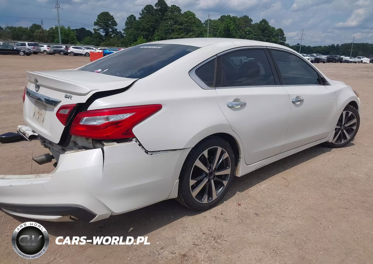 2016 Nissan Altima 2.5 Sr VIN:1N4AL3AP6GN323982 - 4