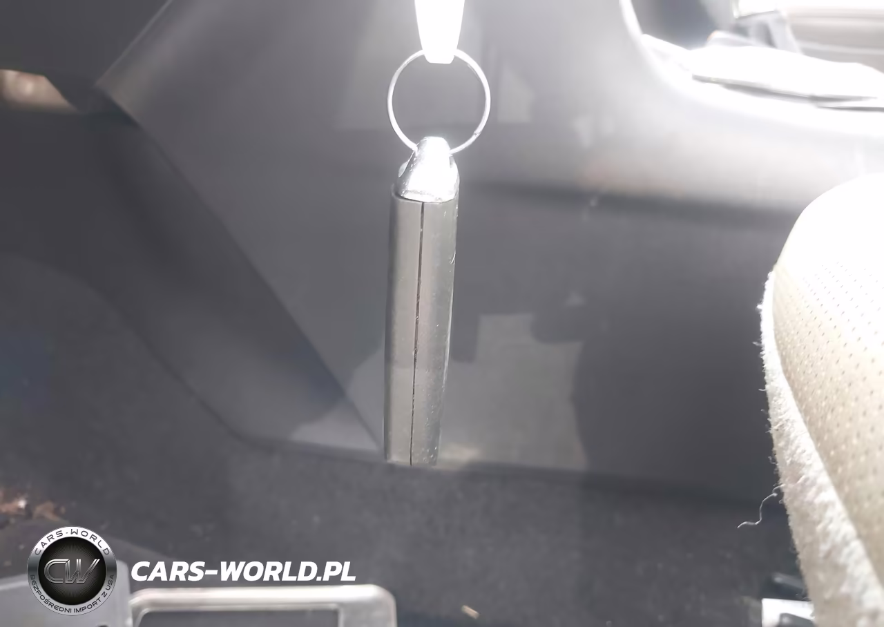 2014 Mazda Mazda3 S Grand Touring VIN:JM1BM1W37E1128516 - 11