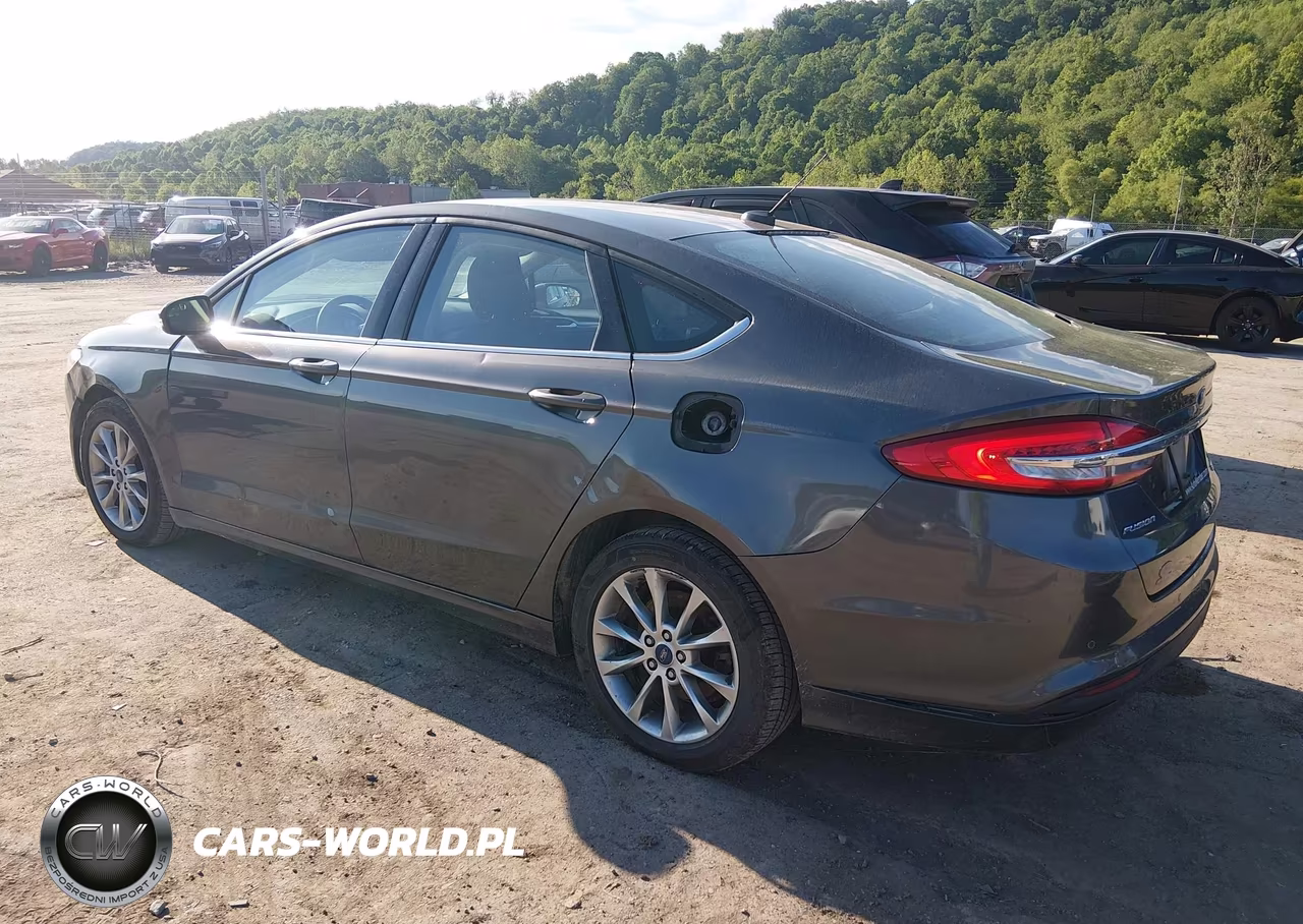 2017 Ford Fusion Se VIN:3FA6P0HD0HR123585 - 3