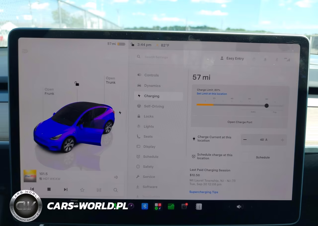 2023 Tesla Model Y Awd-Long Range Dual Motor All-Wheel Drive VIN:7SAYGDEE5PA116493 - 17