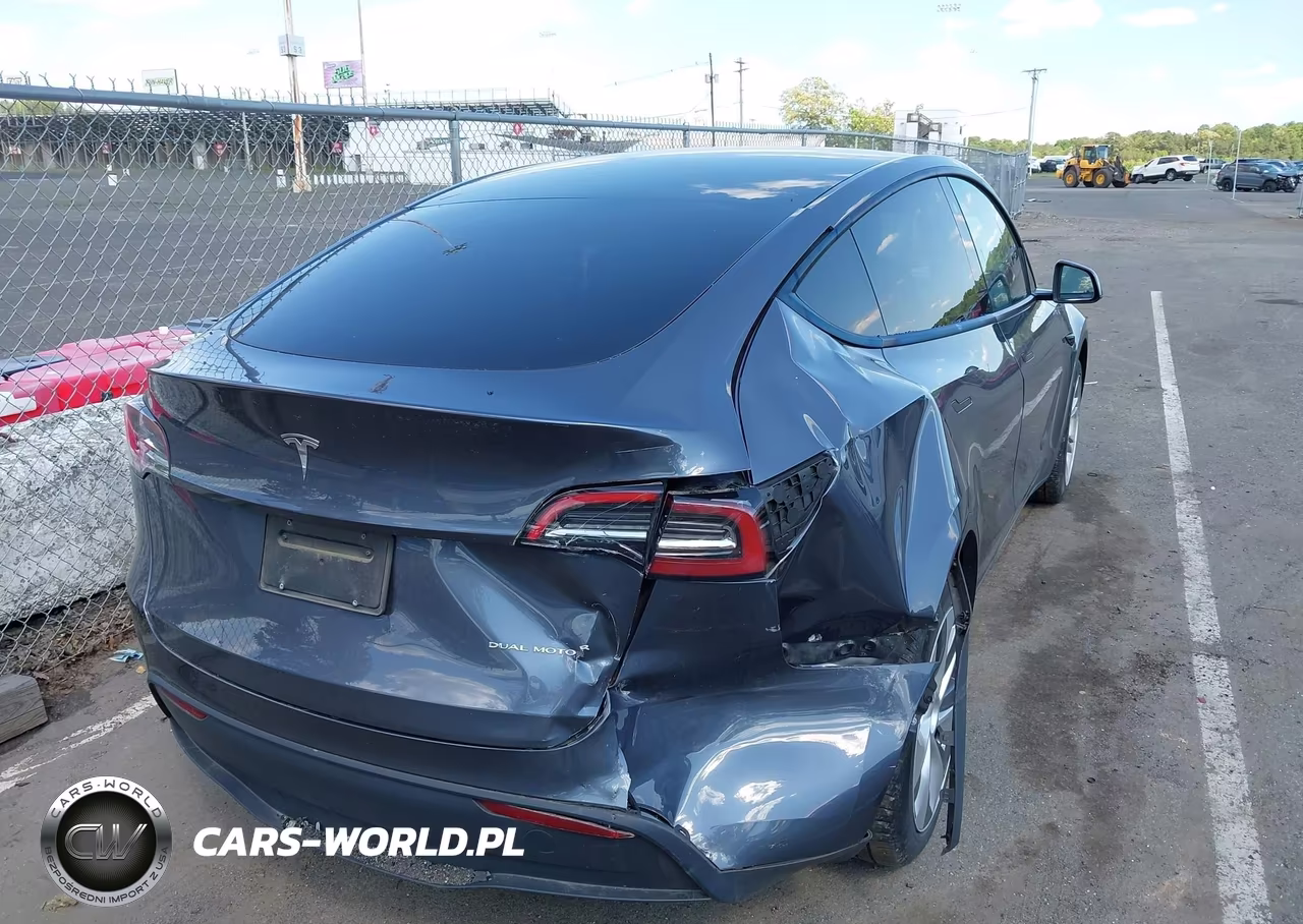 2023 Tesla Model Y Awd-Long Range Dual Motor All-Wheel Drive VIN:7SAYGDEE5PA116493 - 4