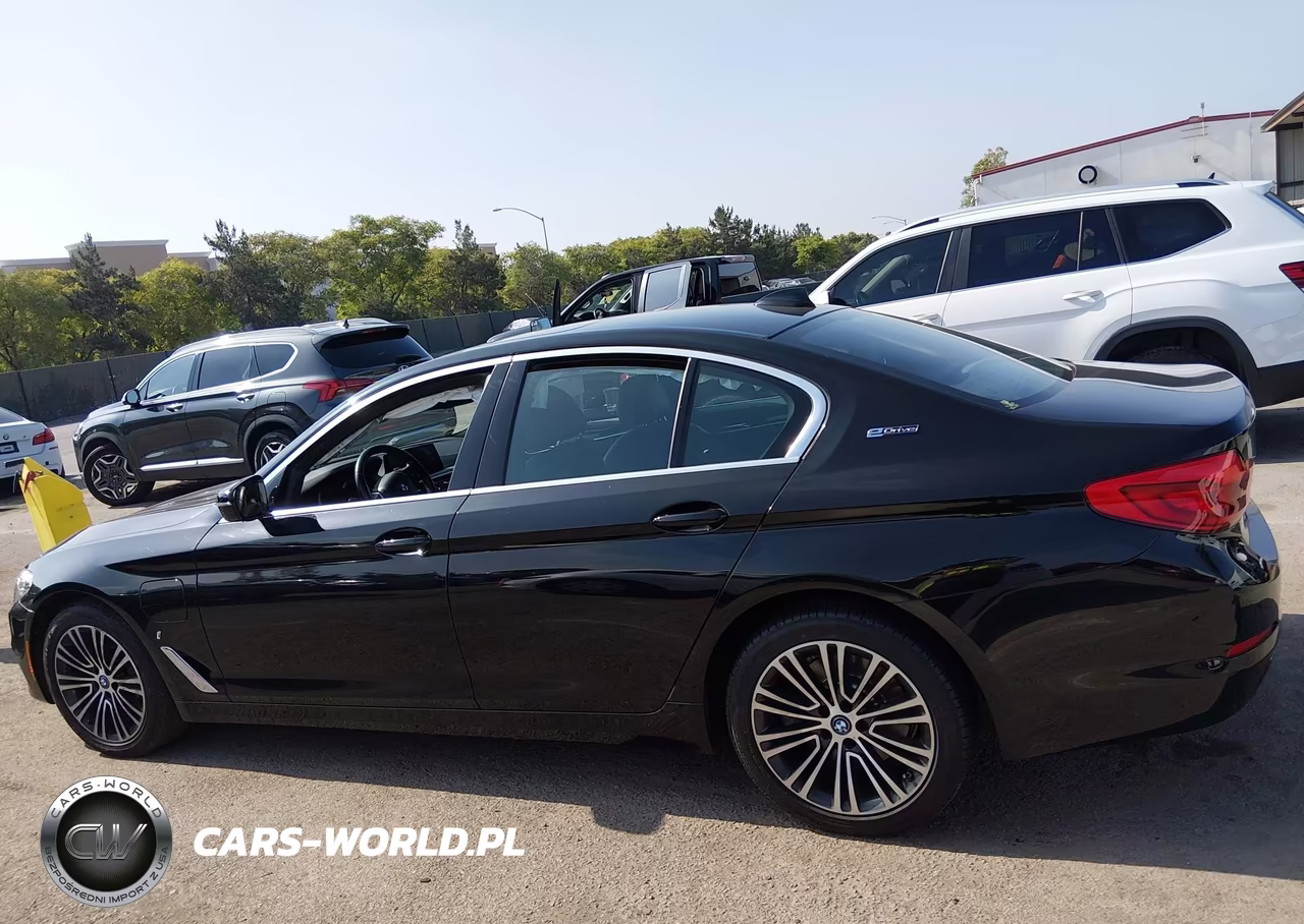 2019 BMW 530E Iperformance VIN:WBAJA9C59KB388654 - 14