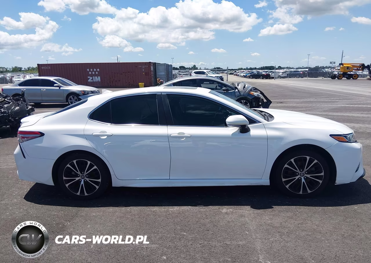 2019 Toyota Camry Se VIN:4T1B11HK1KU818099 - 14