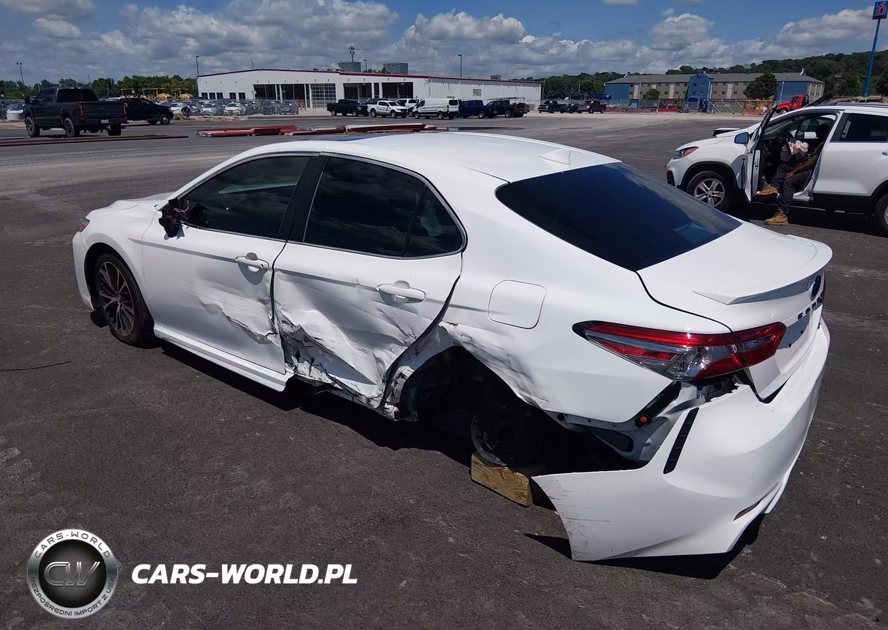 2019 Toyota Camry Se VIN:4T1B11HK1KU818099 - 3