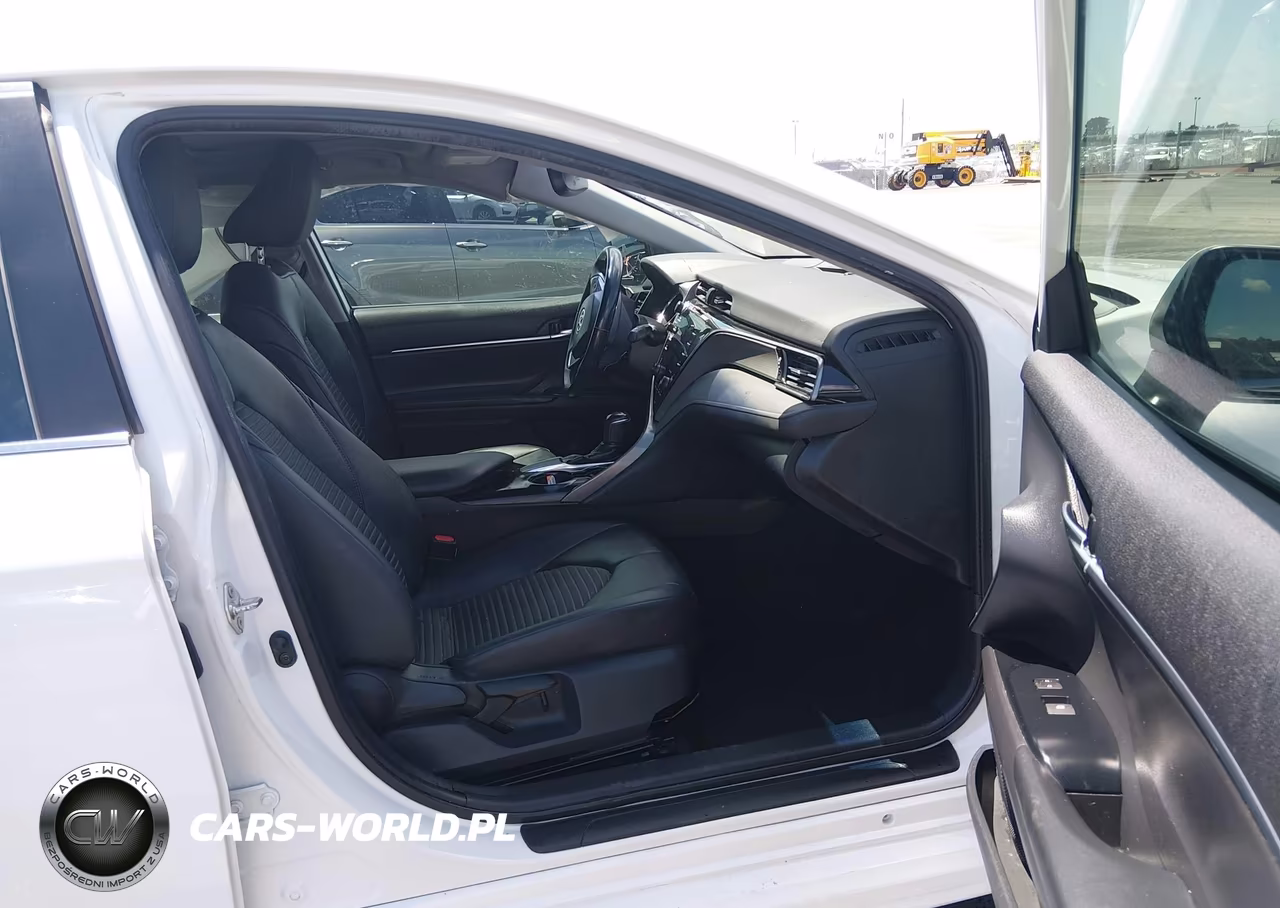 2019 Toyota Camry Se VIN:4T1B11HK1KU818099 - 5
