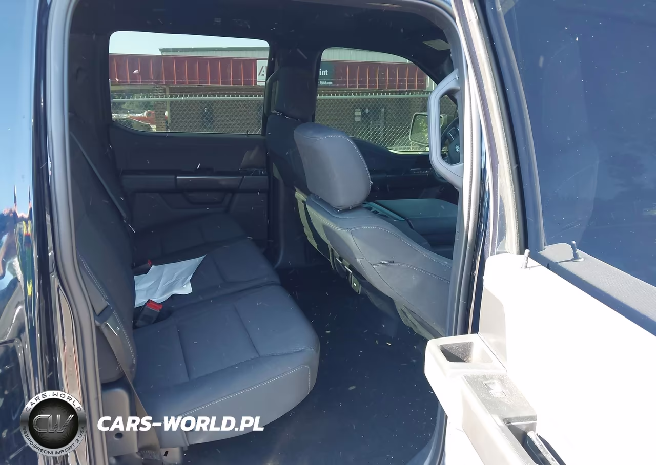 2024 Ford F-150 Xlt VIN:1FTFW3L88RFB51271 - 8