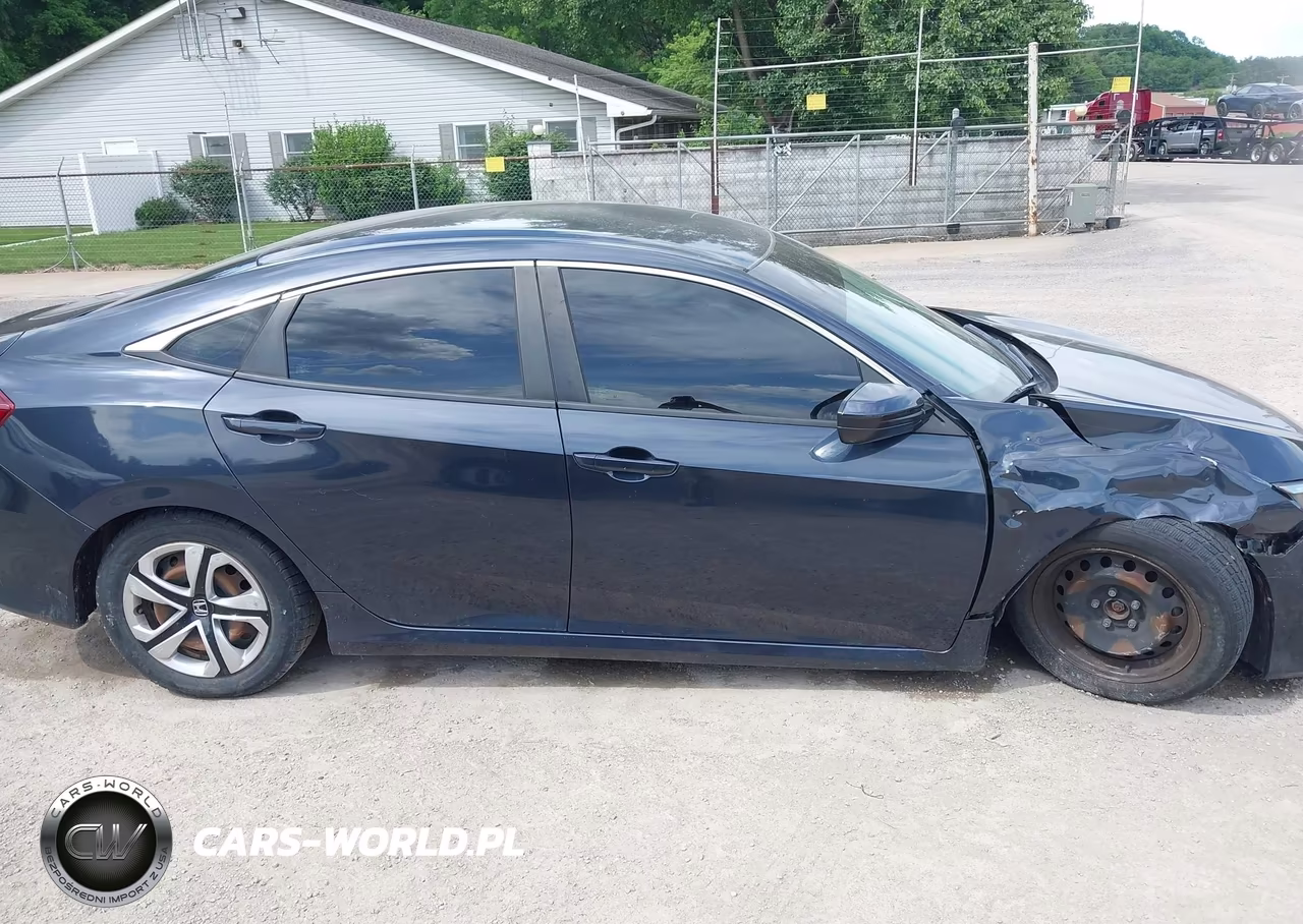2018 Honda Civic Lx VIN:2HGFC2F5XJH579819 - 13