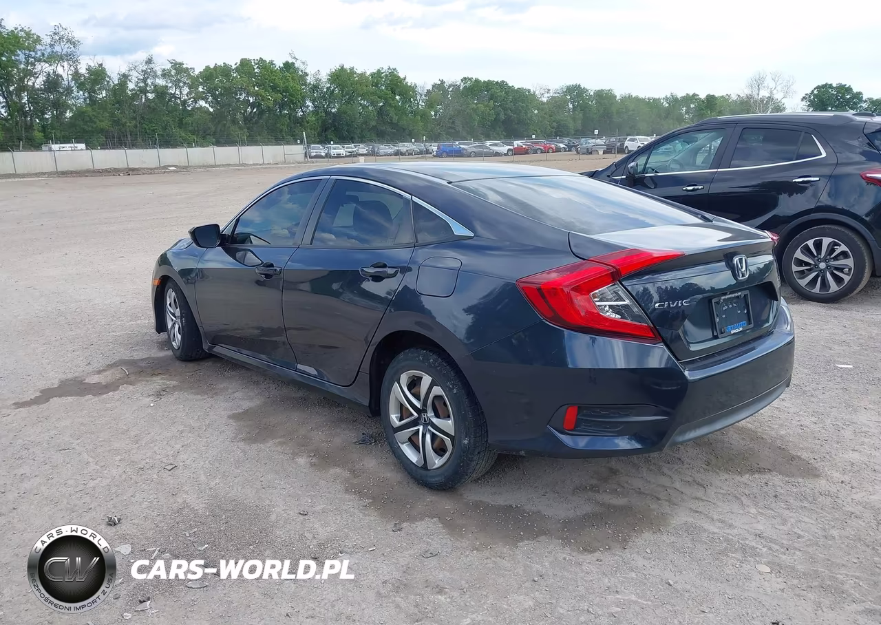 2018 Honda Civic Lx VIN:2HGFC2F5XJH579819 - 3