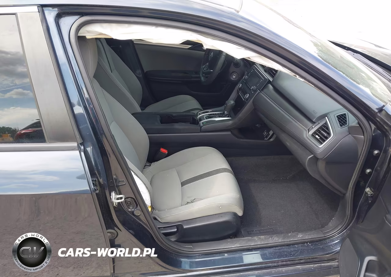 2018 Honda Civic Lx VIN:2HGFC2F5XJH579819 - 5
