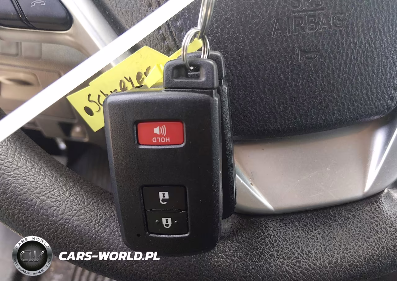 2019 Toyota Highlander Hybrid Le VIN:5TDBGRFH6KS063562 - 11