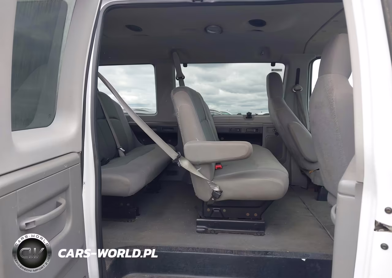 2010 Ford E-350 Super Duty Xl-Xlt VIN:1FBNE3BL1ADA23625 - 8