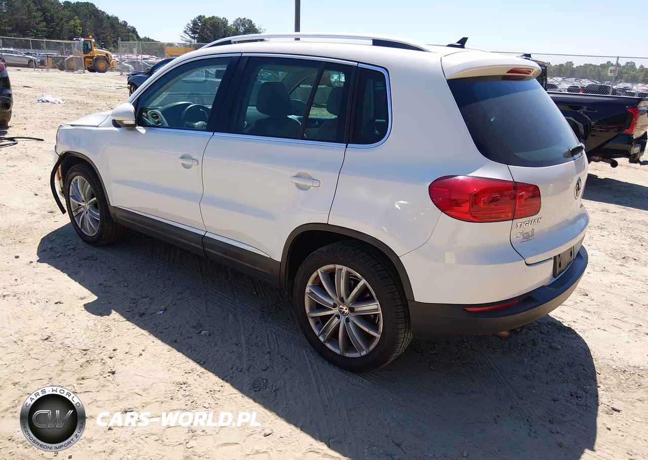 2012 Volkswagen Tiguan Se VIN:WVGAV7AX1CW569060 - 3