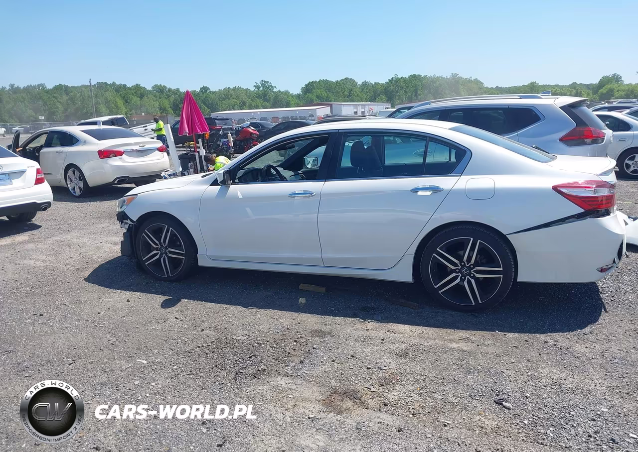 2016 Honda Accord Sport VIN:1HGCR2F57GA032466 - 15