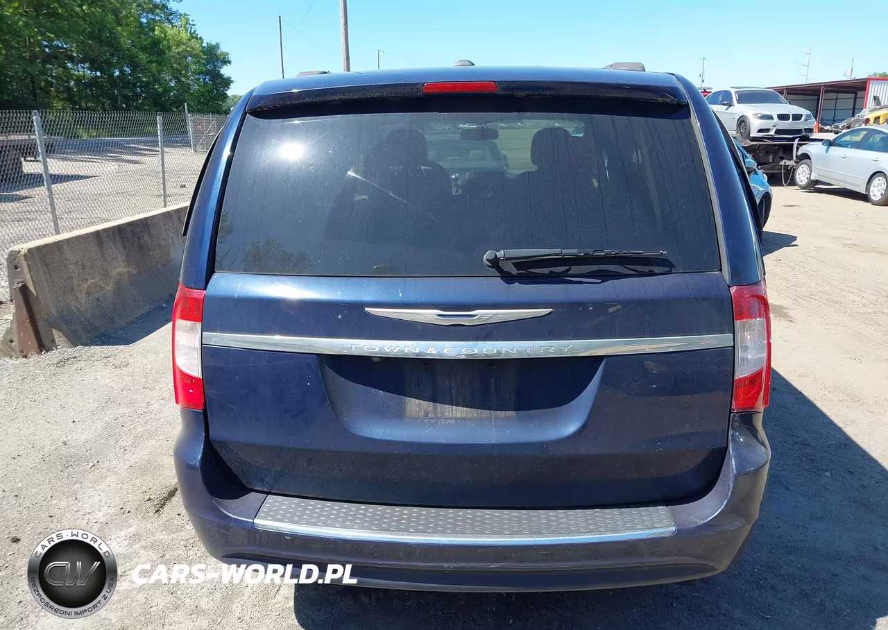 2016 Chrysler Town & Country Touring VIN:2C4RC1BG5GR134145 - 16