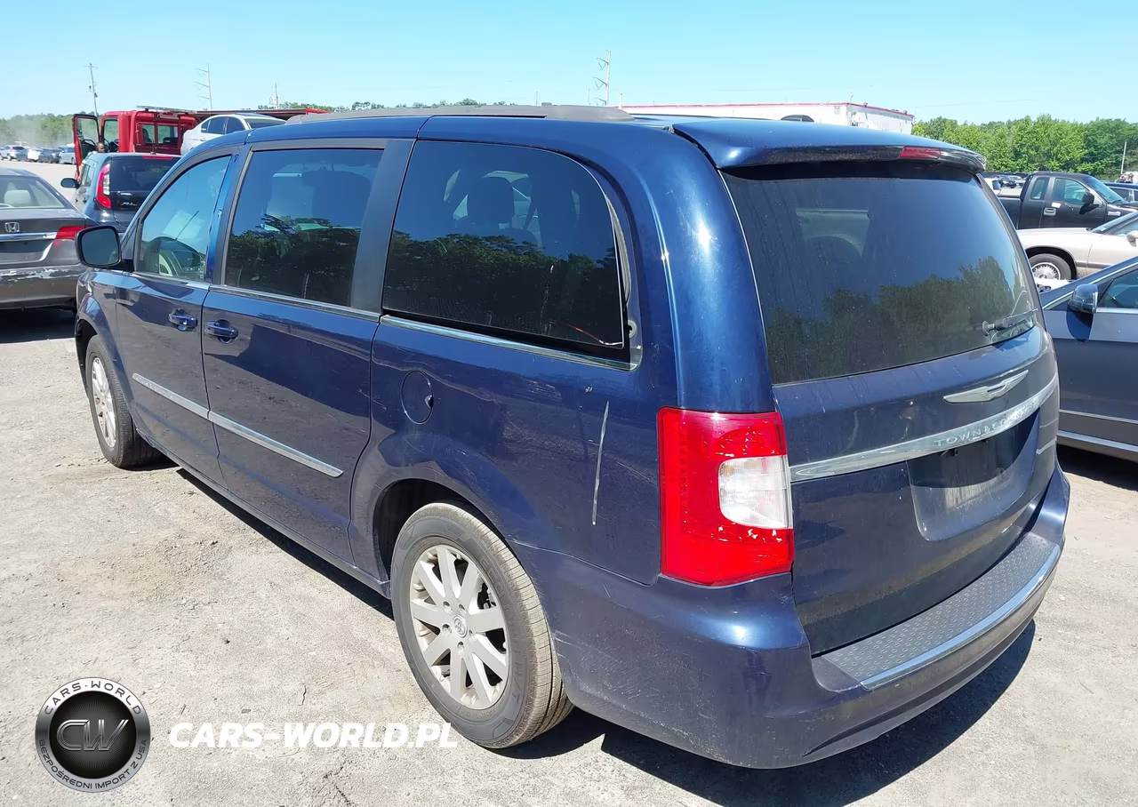 2016 Chrysler Town & Country Touring VIN:2C4RC1BG5GR134145 - 3