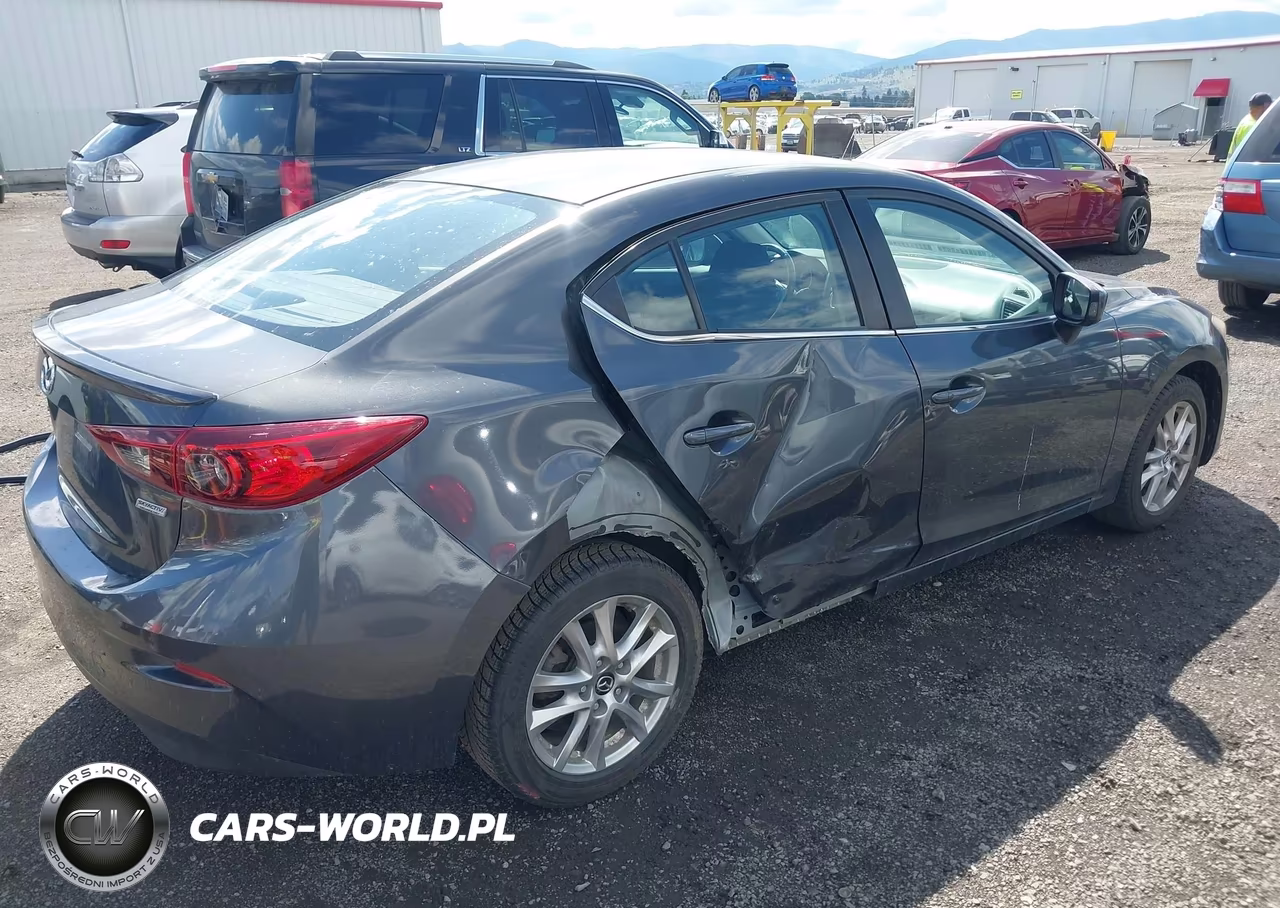 2014 Mazda Mazda3 I Touring VIN:JM1BM1V72E1185923 - 4