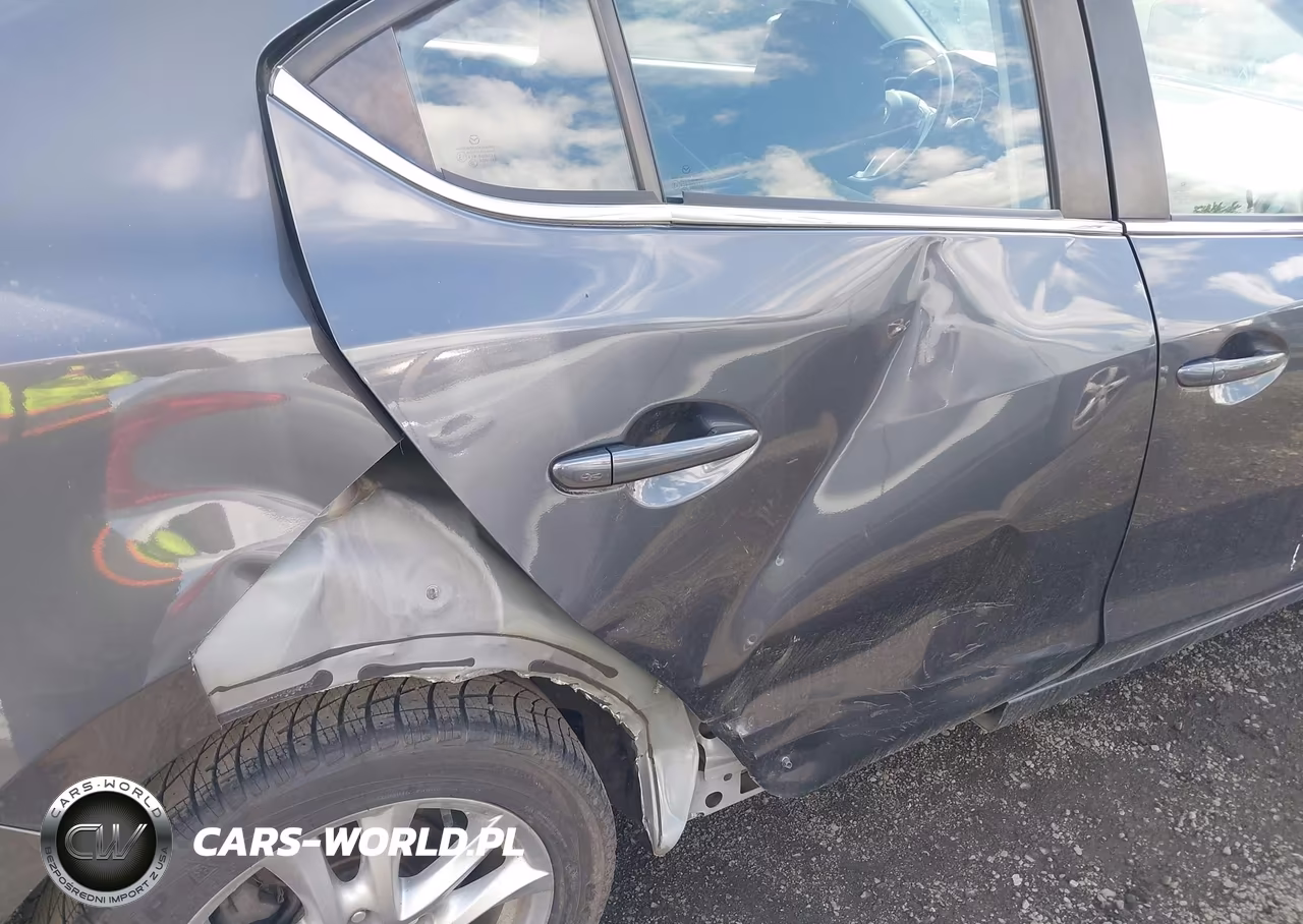 2014 Mazda Mazda3 I Touring VIN:JM1BM1V72E1185923 - 6