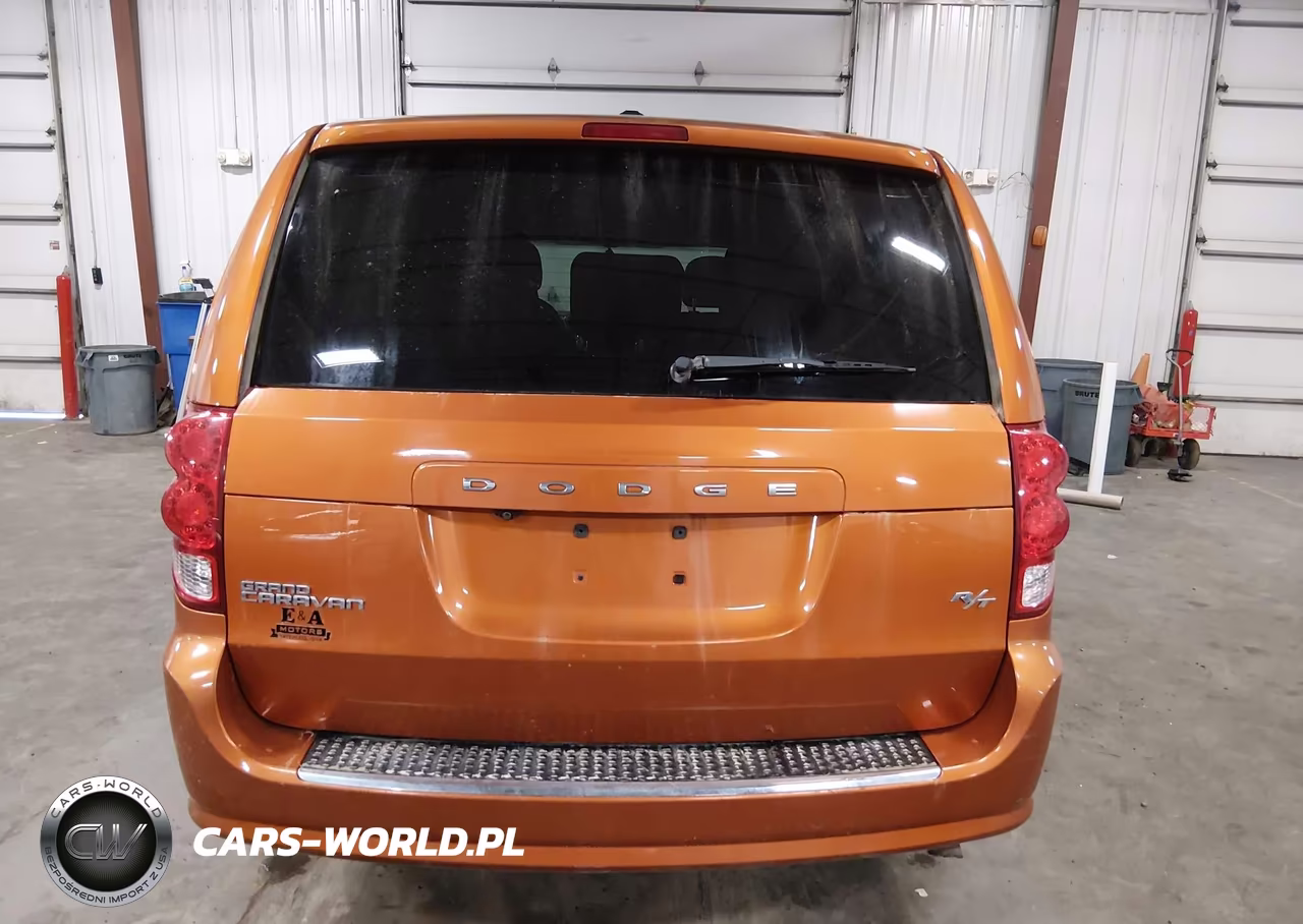 2011 Dodge Grand Caravan R-T VIN:2D4RN7DG2BR776733 - 17