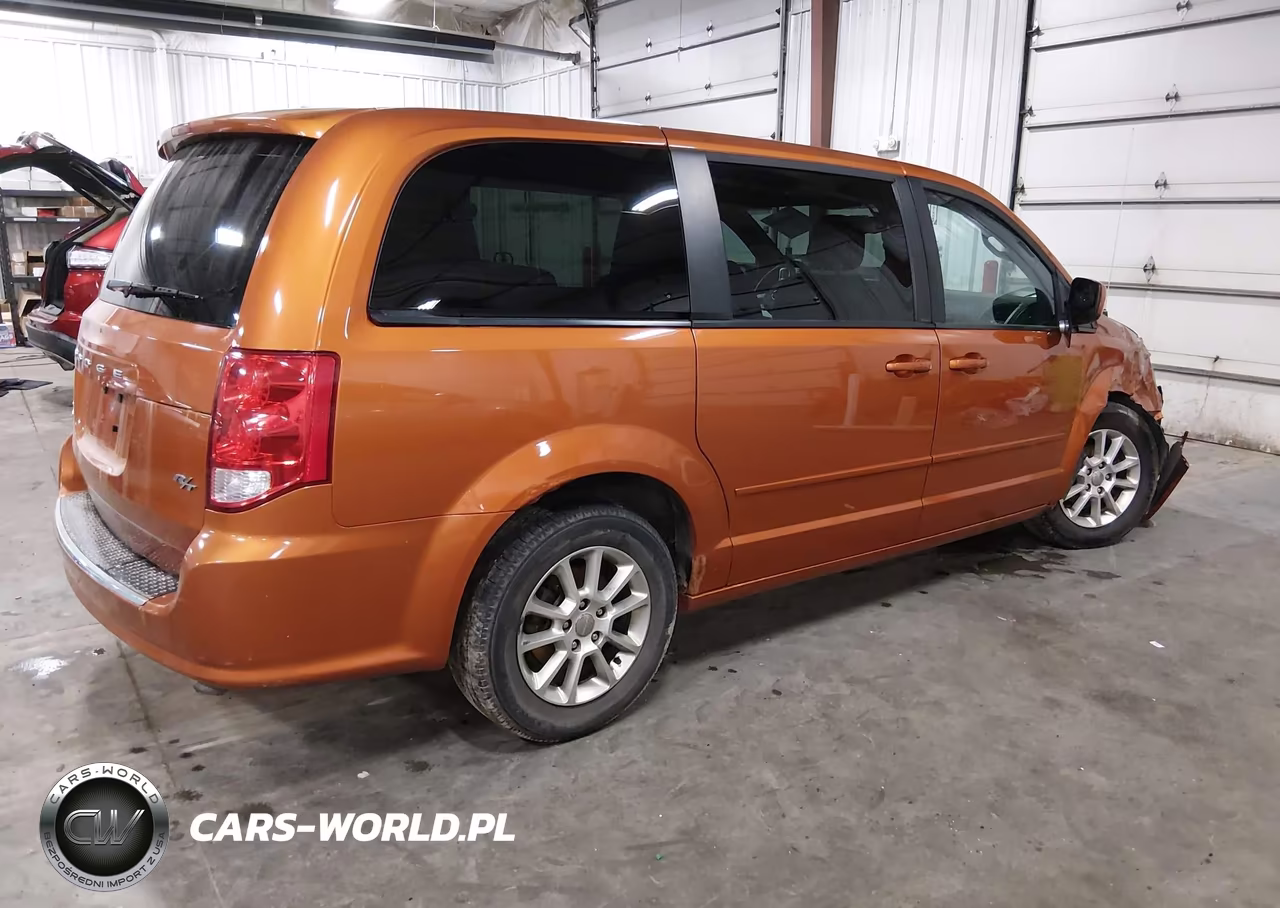 2011 Dodge Grand Caravan R-T VIN:2D4RN7DG2BR776733 - 4