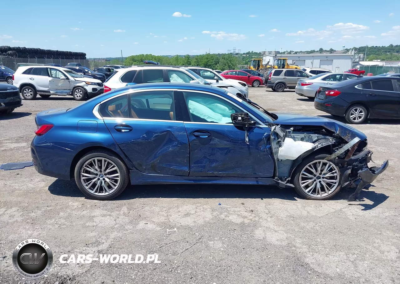 2023 BMW 330I xDrive VIN:3MW89FF00P8D39471 - 13