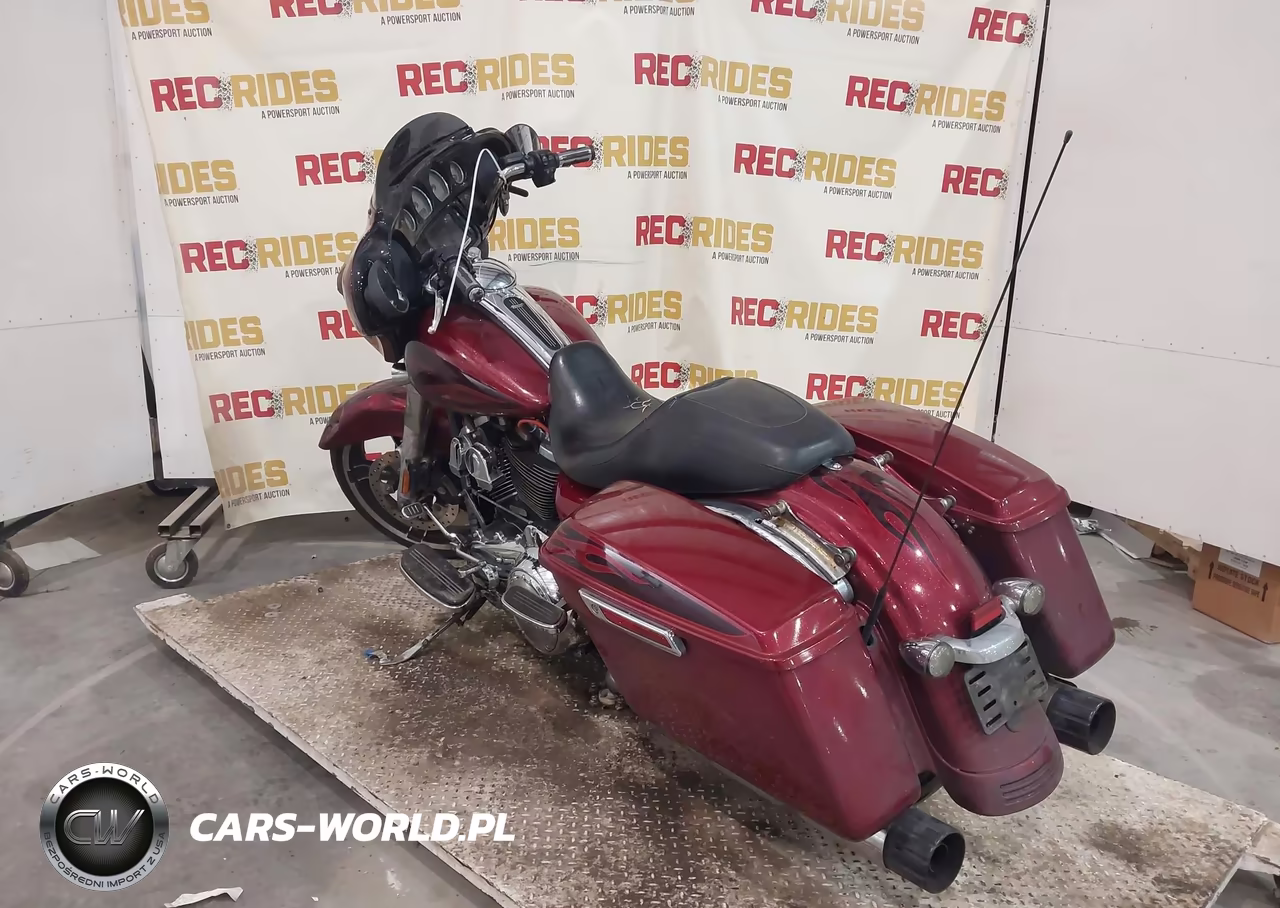 2017 Harley-Davidson Flhxs Street Glide Special VIN:1HD1KRC15HB684159 - 3