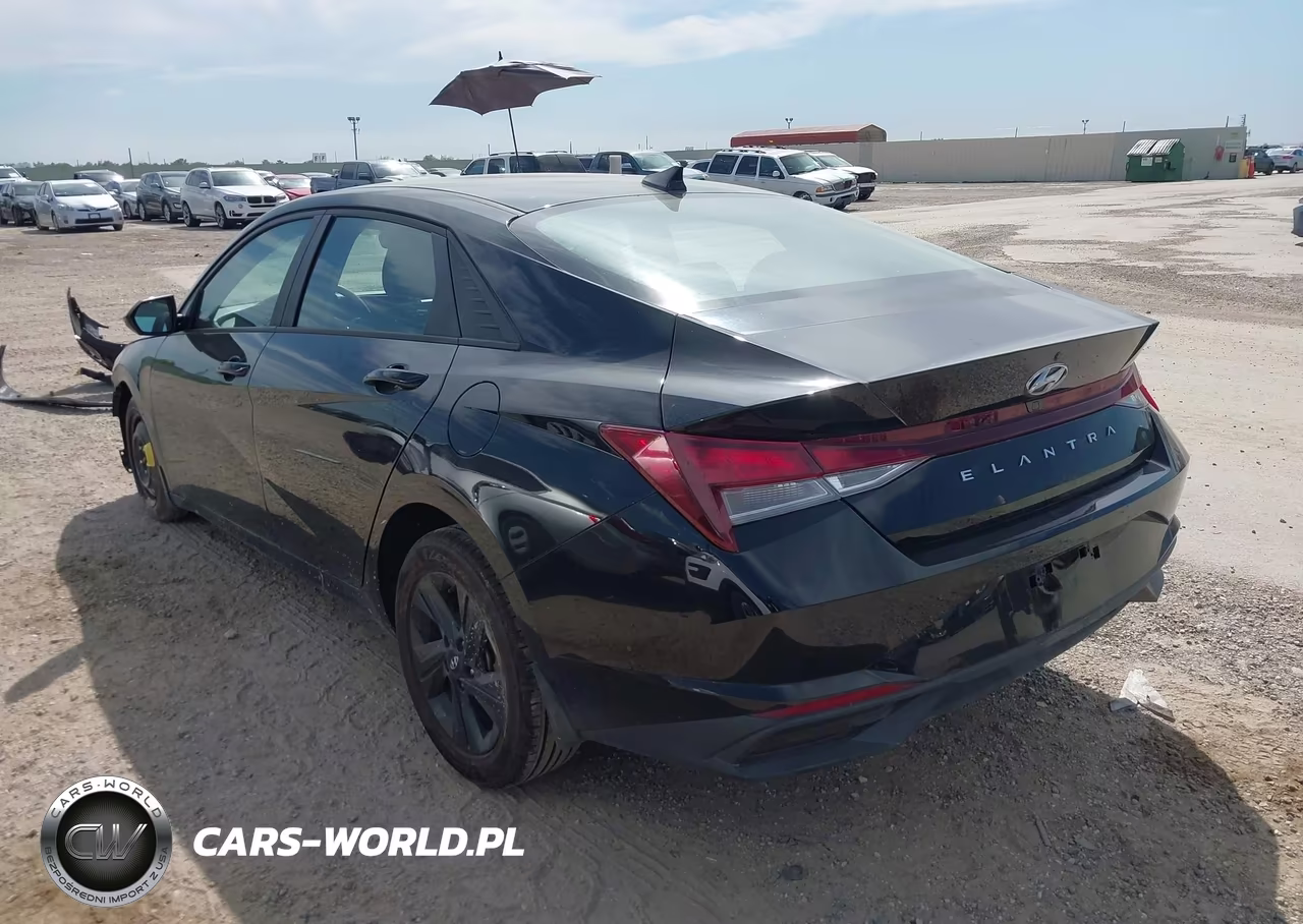 2022 Hyundai Elantra Sel VIN:KMHLM4AG8NU225332 - 3