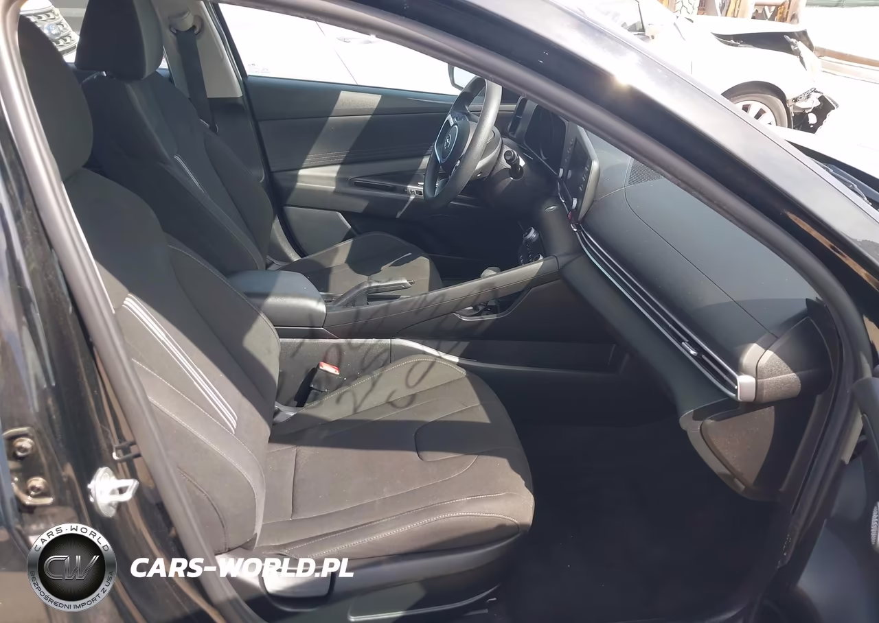 2022 Hyundai Elantra Sel VIN:KMHLM4AG8NU225332 - 5