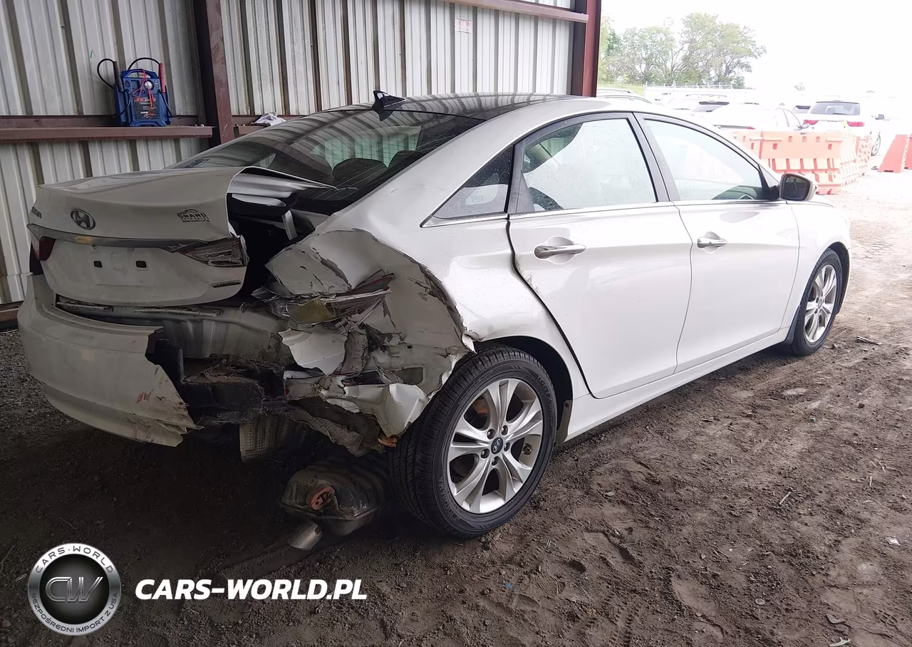 2013 Hyundai Sonata Limited VIN:5NPEC4AC2DH527835 - 4