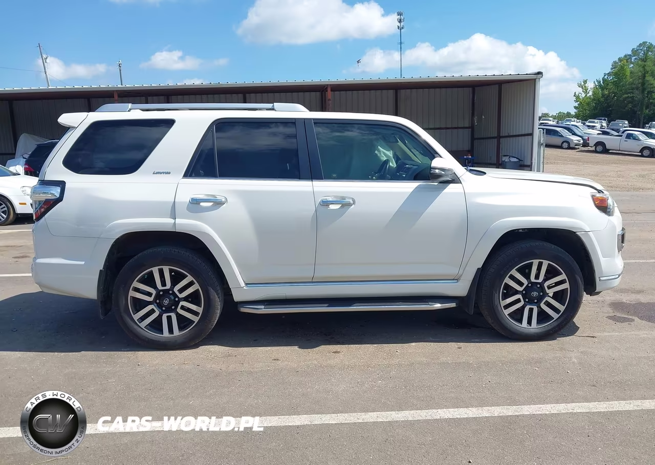 2018 Toyota 4Runner Limited VIN:JTEZU5JR9J5181492 - 13