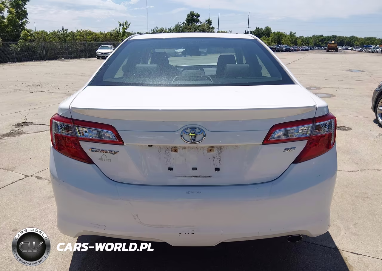 2014 Toyota Camry Se VIN:4T1BF1FKXEU364427 - 16