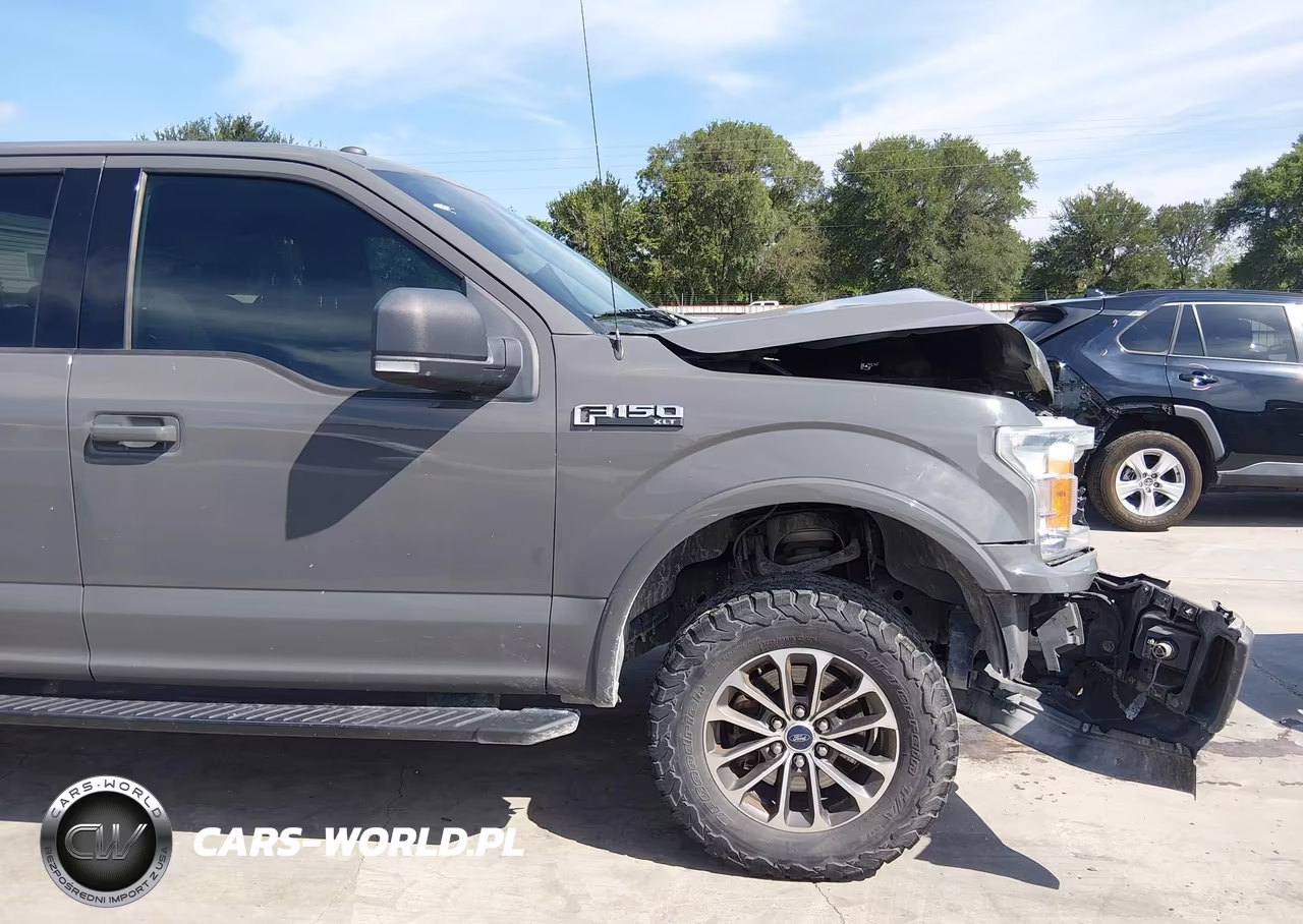 2018 Ford F-150 Xlt VIN:1FTFX1E54JFB26814 - 19