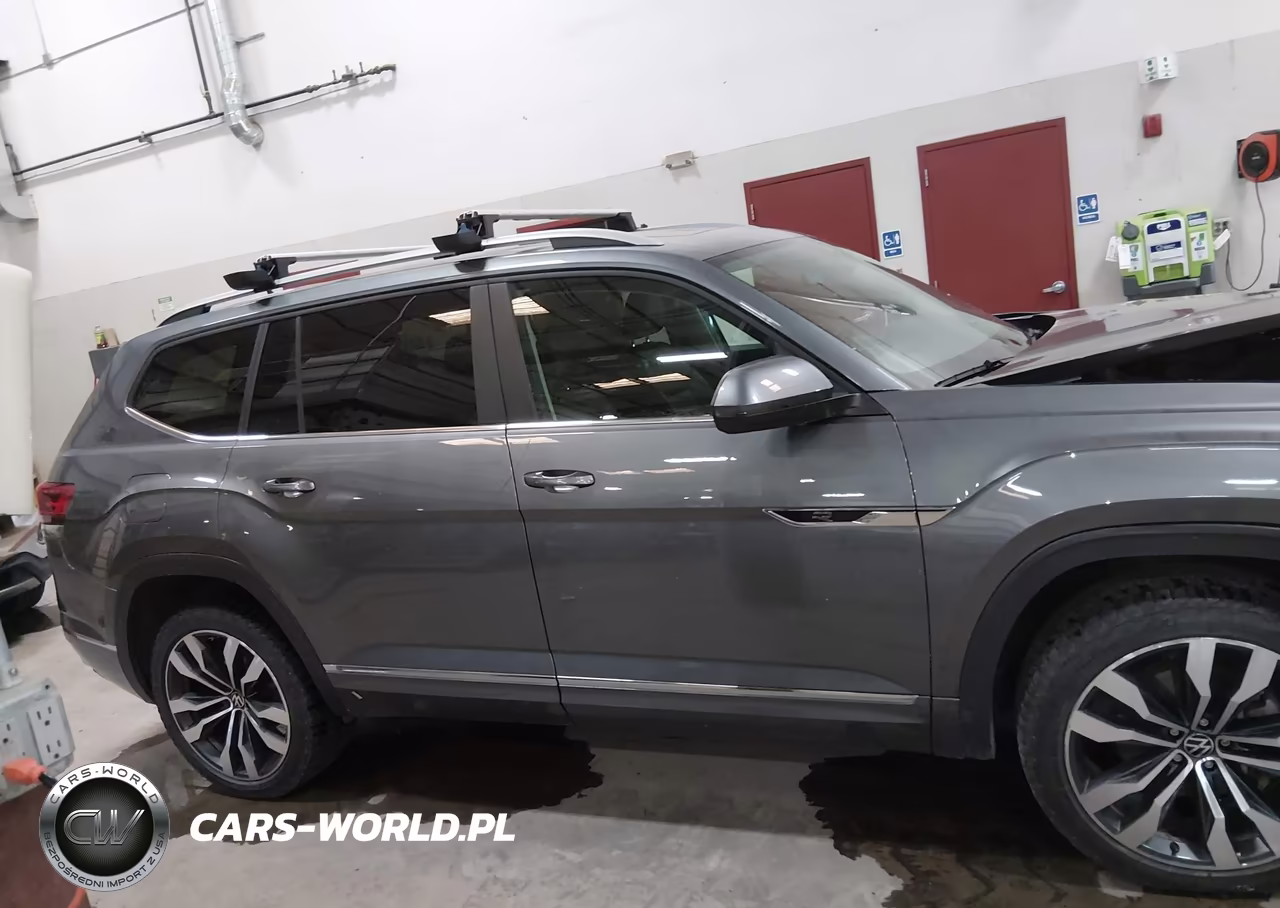 2021 Volkswagen Atlas 3.6L V6 Sel R-Line VIN:1V2SR2CA8MC539953 - 14