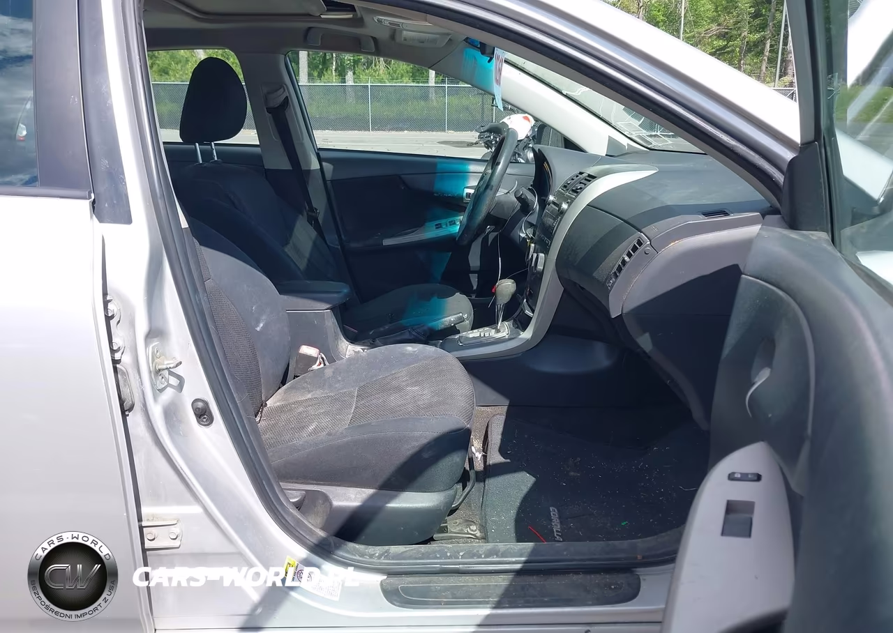 2011 Toyota Corolla S VIN:2T1BU4EE3BC735914 - 5